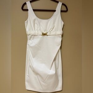 Donna Ricco White Sleeveless Midi Dress with Gold Accent